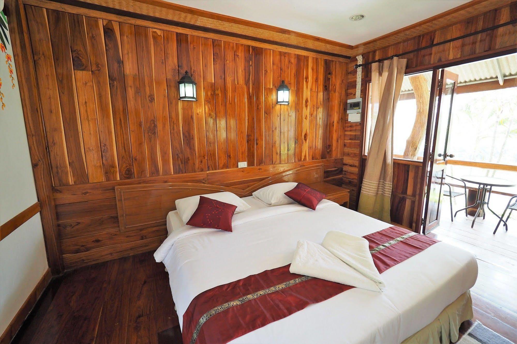 Khaothone River View Resort Сай Йок Екстериор снимка